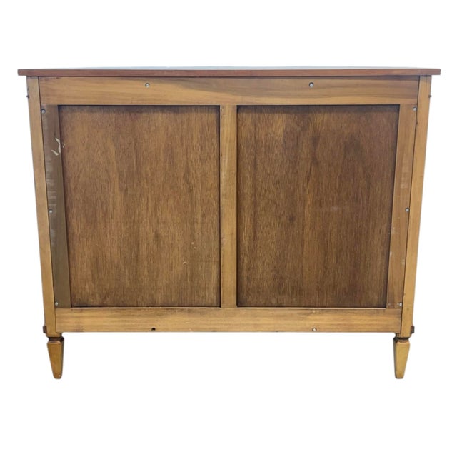 Neoclassical Early Italian Neo-Classical Style Satinwood & Mahogany Inlaid Demilune Cabinets - Pair For Sale - Image 3 of 6