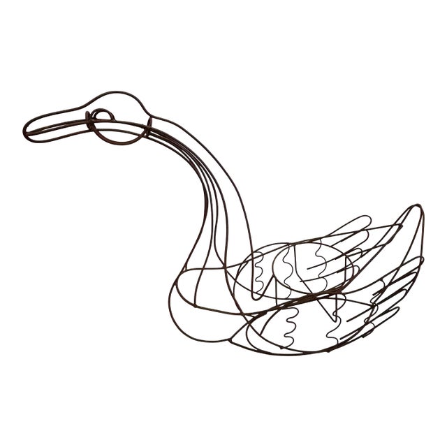 Large Vintage Wire Swan Planter – Rustic Metal Garden Sculpture Coastal Cottage Decor For Sale