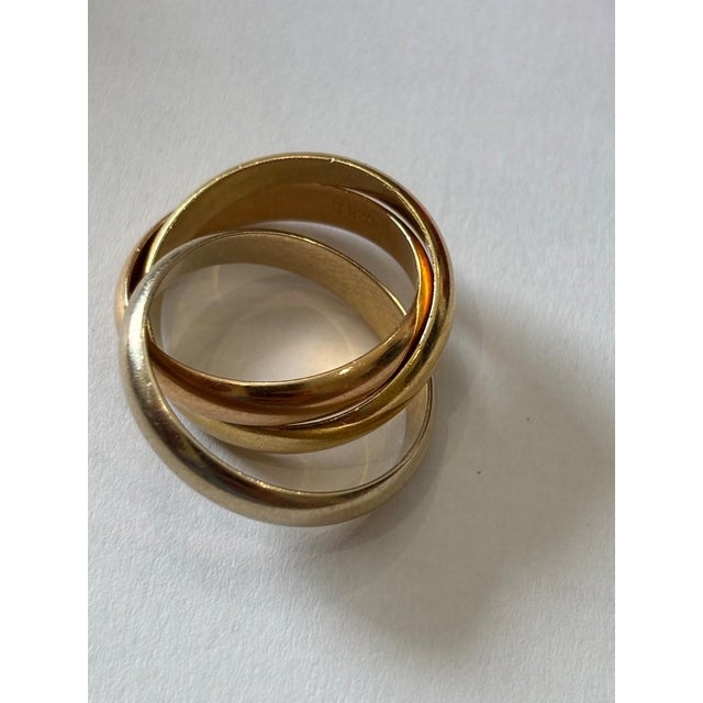 Vintage Trinity Ring in Three-Tone Gold from Cartier, 1997 For Sale - Image 4 of 11