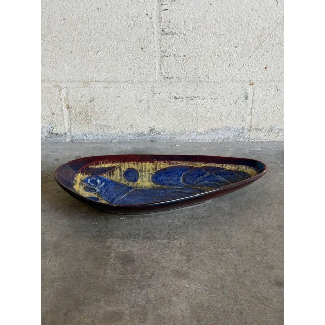 1960s Michael Andersen Stoneware Triangular Catchall Dish Blue Abstract Pattern Denmark 1960s For Sale - Image 5 of 10