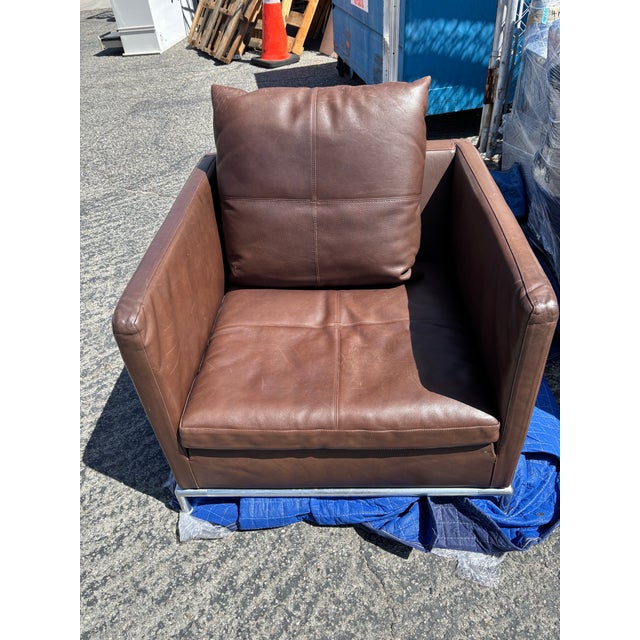 Italian Antonio Citterio Style Leather Club Chairs (Pair) – Modern Italian, Excellent Condition For Sale - Image 3 of 7