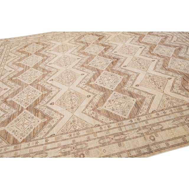 2010s Modern Handmade Indian Peshawar Wool Rug With a Beige Geometric Motif For Sale - Image 4 of 7