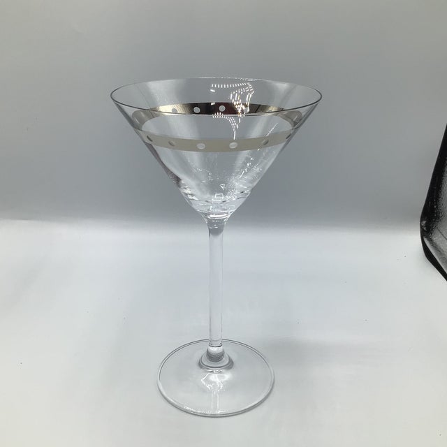 1970s Platinum Dot Banded Martini Glasses by the Cellar of New York - Set of 5 For Sale - Image 4 of 12