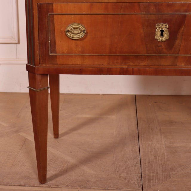19th Century Italian Mahogany Commode For Sale - Image 3 of 15