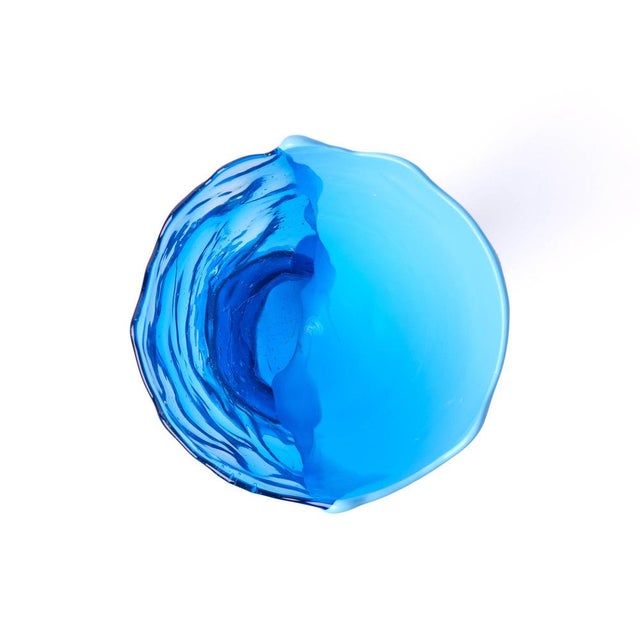 Gaetano Pesce Twins C Vase in Clear Light Blue by Gaetano Pesce for Fish Design For Sale - Image 4 of 9