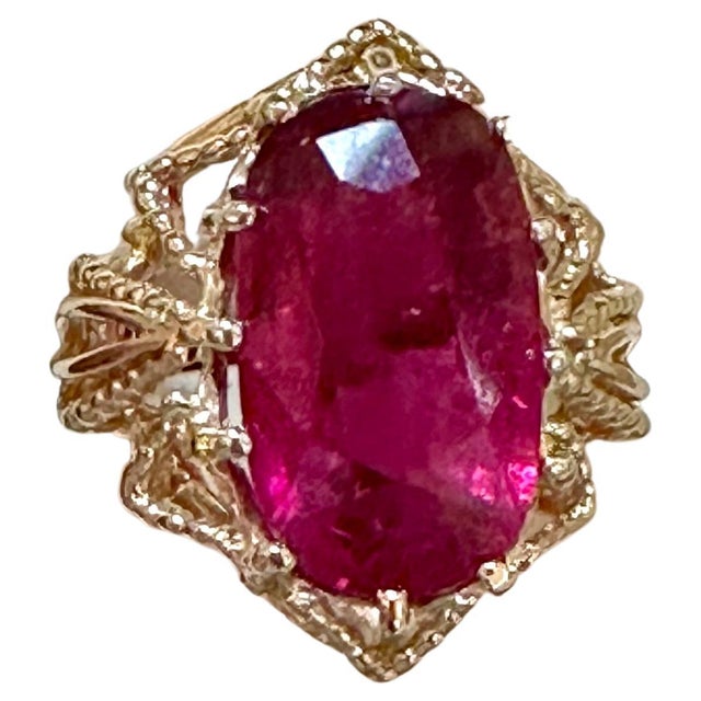 10 Carat Oval Cut Natural Pink Tourmaline 14 Karat Yellow Gold Ring For Sale - Image 17 of 18