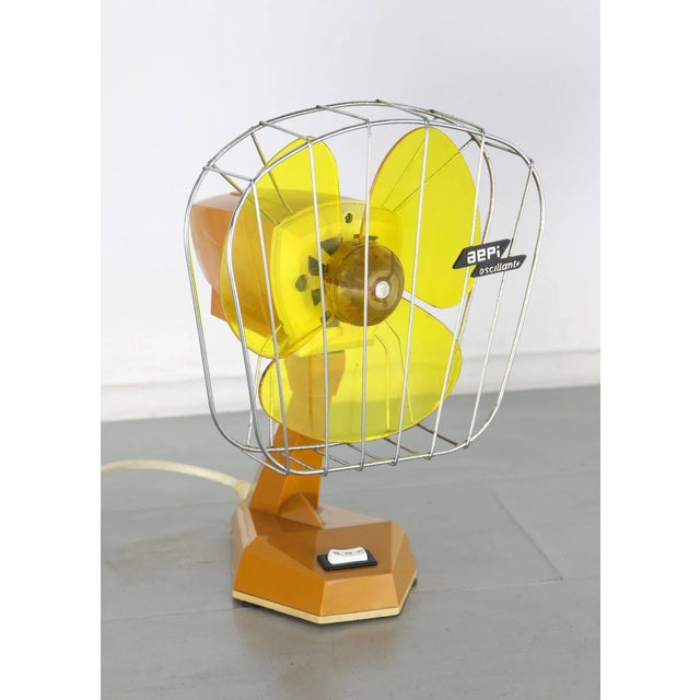 Small Mid-Century Italian Fans, Set of 2 For Sale - Image 15 of 18
