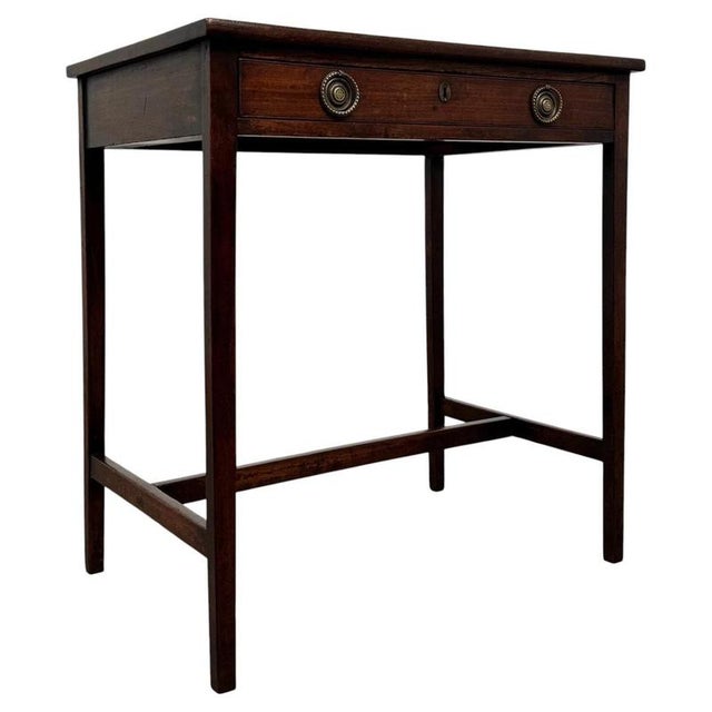 18th Century English Georgian Mahogany Side Table For Sale - Image 3 of 12