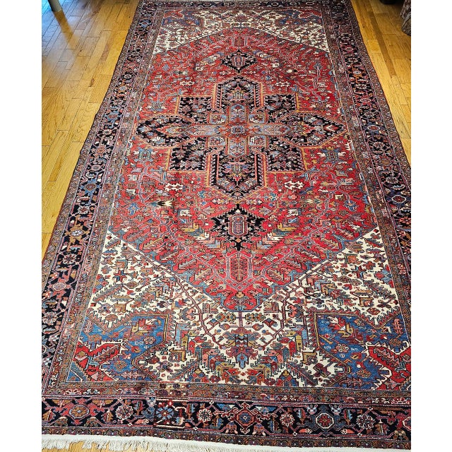 Vintage Oversized Persian Heriz Rug, Hand-Knotted Wool, Geometric Medallion Pattern, Red & Ivory, 11x19 For Sale - Image 4 of 12