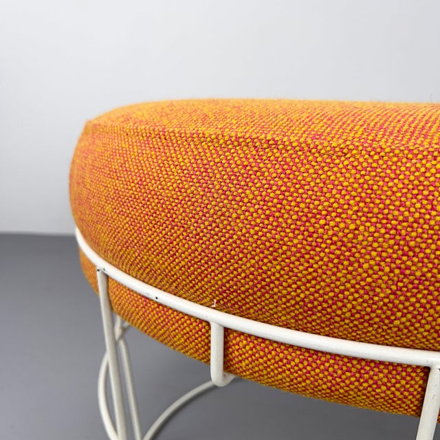 1960s White Wire Stool with Orange Hallingdal Cover by Kvadrat, Germany, 1960s For Sale - Image 5 of 7
