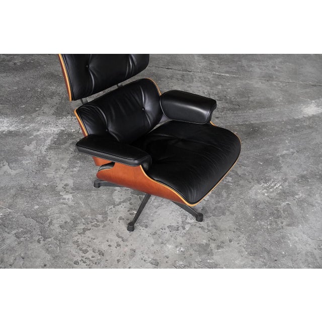 Vitra Lounge Chair by Ray & Charles Eames for Vitra, 2000s For Sale - Image 4 of 11