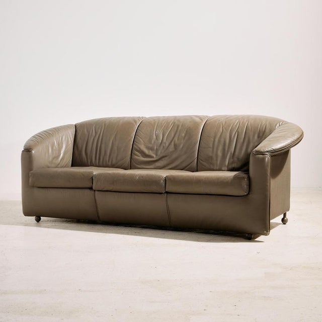 Aura Leather Sofa Set by Paolo Piva for Wittmann, 1980s, Set of 3 For Sale - Image 3 of 18