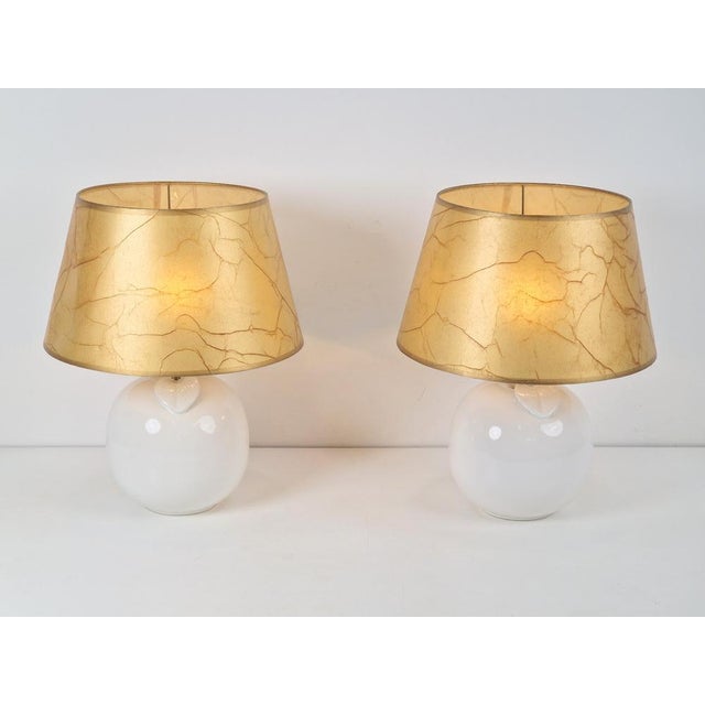 White Ceramic Apple Table Lamp, 1970s, Set of 2 For Sale - Image 4 of 9