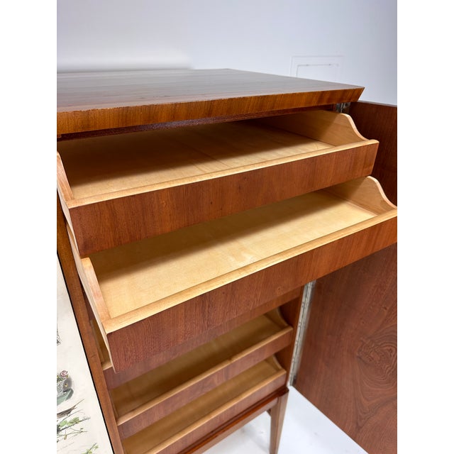 1950s 1950's Swedish Cabinet With Bird Illustrations by Édouard Traviés For Sale - Image 5 of 10