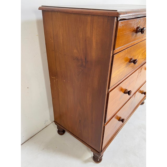 Wood 19th Century English Mahogany Chest of Drawers For Sale - Image 7 of 12