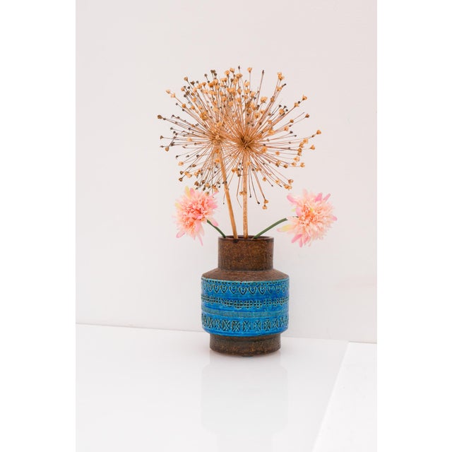 Vintage Rimini Blue Ceramic Vase by Aldo Londi for Bitossi, Italy, 1960s For Sale - Image 6 of 13