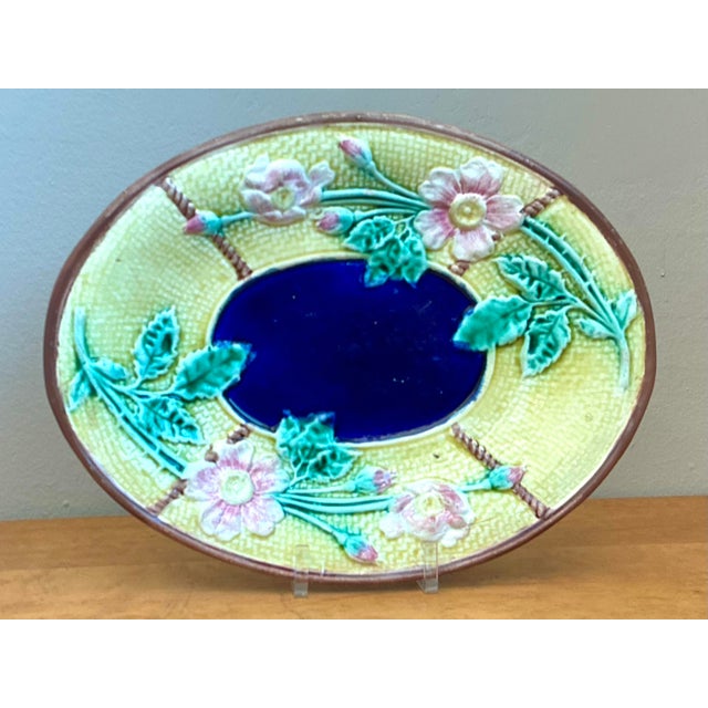 Vintage Majolica Floral Plate For Sale - Image 4 of 12
