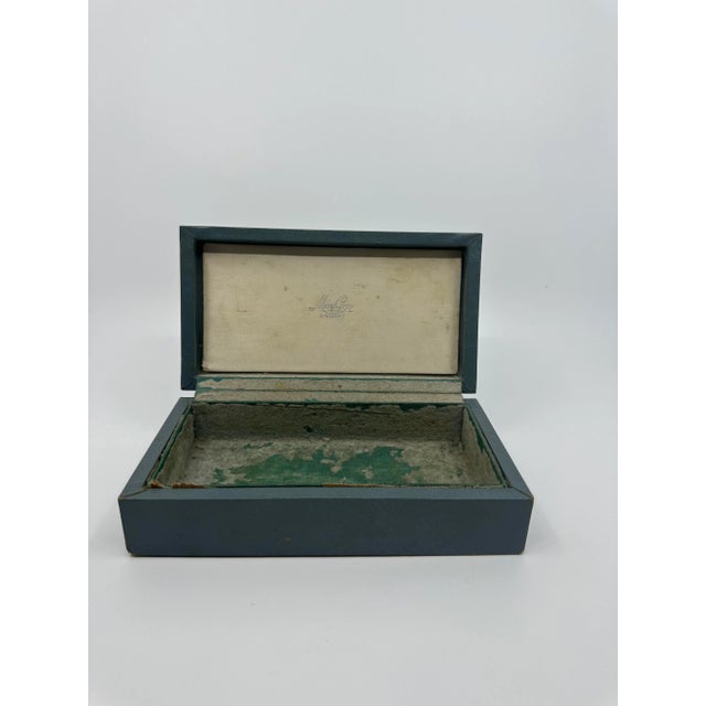 1960s Vintage 1960's Mary Grey Hosiery Deluxe Craft Chicago Box For Sale - Image 5 of 7