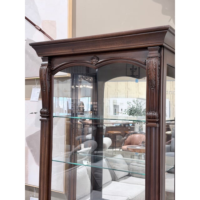 Traditional Late 20th Century Howard Miller Cherry Curio Display Cabinet For Sale - Image 3 of 11
