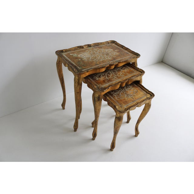 Florentine Hand-Painted Gilded Nesting Tables, Italy, 1960s, Set of 3 For Sale - Image 4 of 10