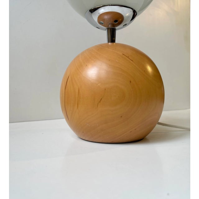 Scandinavian Dual Sphere Table Lamp in Beech Wood & Opaline Glass, 1980s For Sale - Image 4 of 9