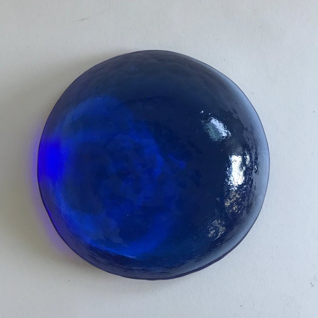 2000s Fire & Light Cobalt Blue Recycled Textured Glass Disc Paper Weight For Sale - Image 4 of 7