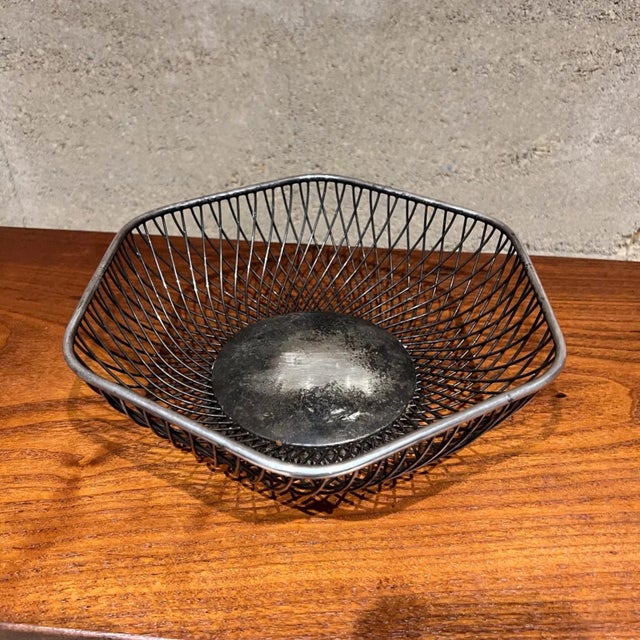 Gorham Hexagon Silver Plate Wire Basket, Mid-Century Modern, Usa, 1960s For Sale In San Diego - Image 6 of 9
