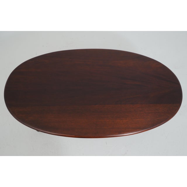 Queen Anne Stickley Oval Mahogany Coffee Cocktail Table For Sale - Image 3 of 13