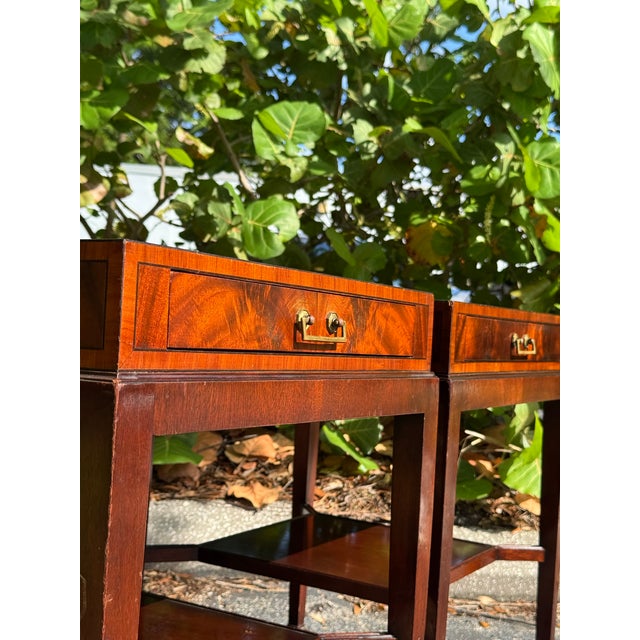 1940s Pair of 1940s Mahogany End Tables With Glass Tops For Sale - Image 5 of 8