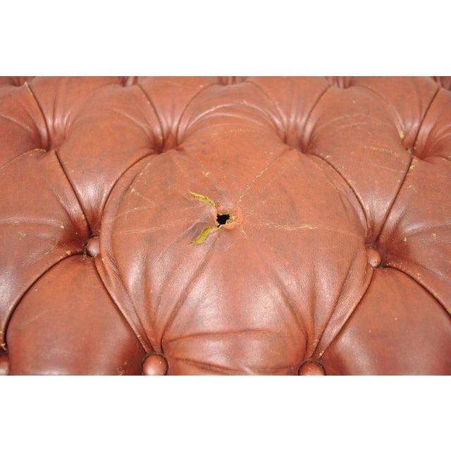 Vintage English Chesterfield Queen Anne Brown Leather Tufted Ottoman Footstool For Sale In Philadelphia - Image 6 of 10