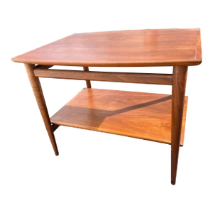 Mid 20th Century Vintage Danish Modern Side Table in the Manner of Grete Jalk