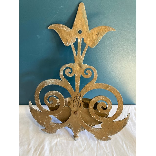 Vintage Cast Iron Fleur-De-Lis Wall Planter With Scrollwork For Sale - Image 11 of 12