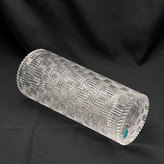 Tiffany & Co. Woven Basket Weave Crystal Cylinder Vase 8-Inch (New - No Box) Vintage 1990s For Sale - Image 11 of 16
