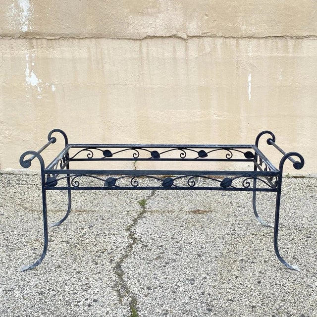 Salterini Mid 20th Century Vintage Salterini Style Art Nouveau Wrought Iron Garden Seating & Table, 4 Pieces, Attributed For Sale - Image 4 of 17