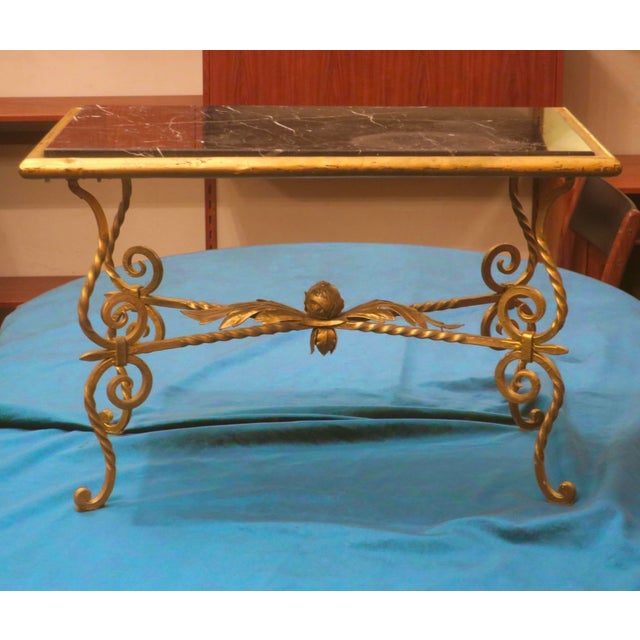 Mid-Century Modern Wrought Iron and Veined Marble Coffee Table, 1940s-1950s For Sale - Image 3 of 3