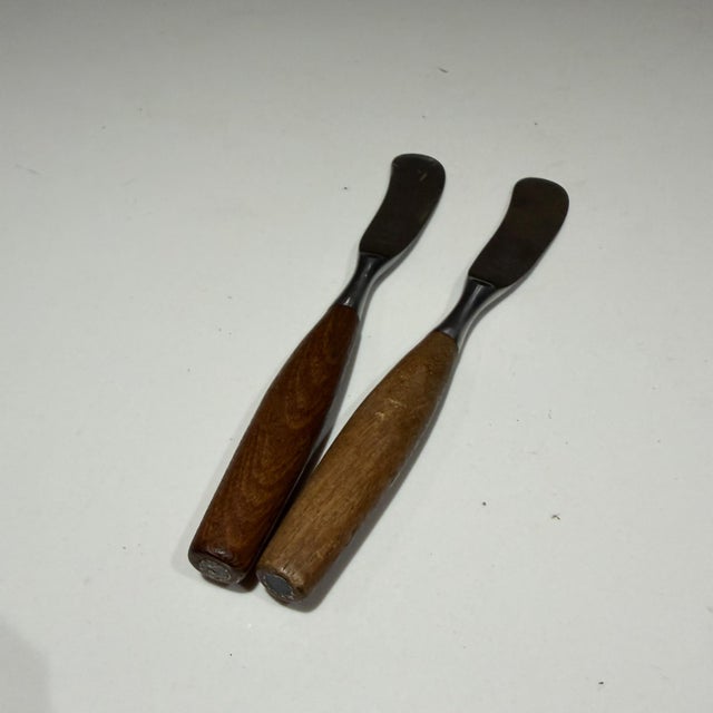 For your consideration a pair of butter knives mid-century "Fjord" pattern originally designed by Jens Quistgaard in 1954...