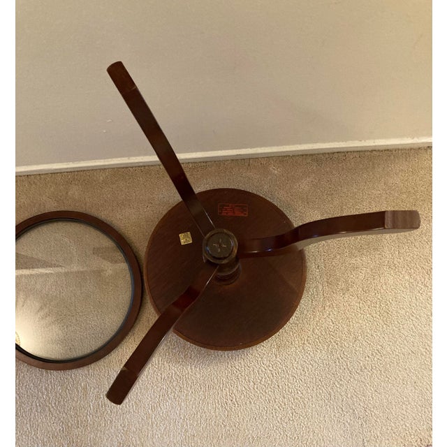 Wood 1930’s Mahogany Pedestal Felt Lined Lift Top Showcase Side Table by the Bombay Company For Sale - Image 7 of 11