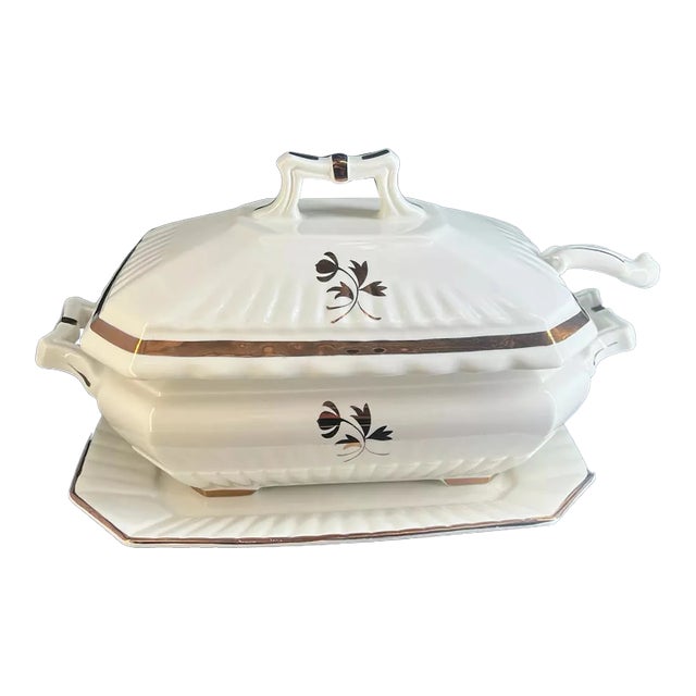 Vintage Red Cliff Tea Leaf Soup Tureen Lidded Serving Dish with Ladle & Underplate For Sale