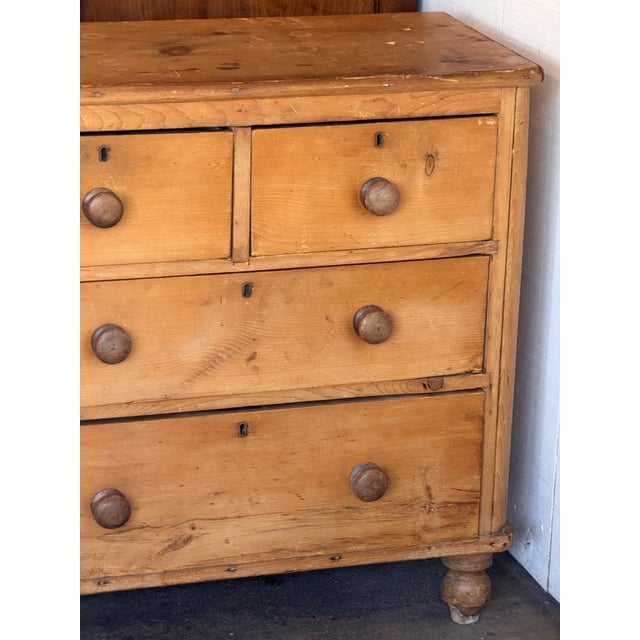 19th Century English Pine Chest of Drawers For Sale - Image 4 of 12