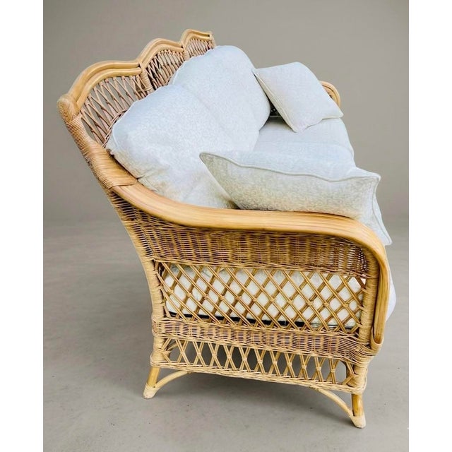 Vintage Henry Link Wicker Rattan Sofa – Scalloped Braided 3-Seater Couch White Item Specifics Brand: Henry Link (Division...