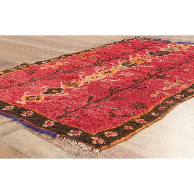 Red Vintage Boujad Moroccan Rug, 04'05 X 06'09 For Sale - Image 8 of 10