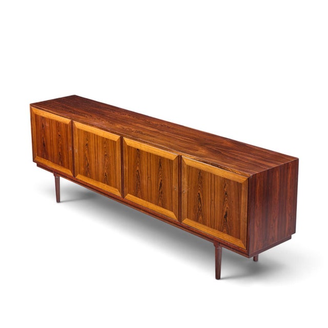 Arne Vodder for Vamo Sønderborg Model 59/4 Mid Century Danish Rosewood Credenza For Sale - Image 11 of 11
