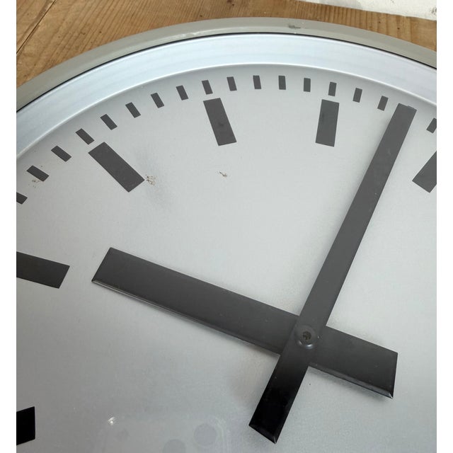 Vintage Industrial Station Wall Clock from TCW, 1960 For Sale - Image 14 of 17