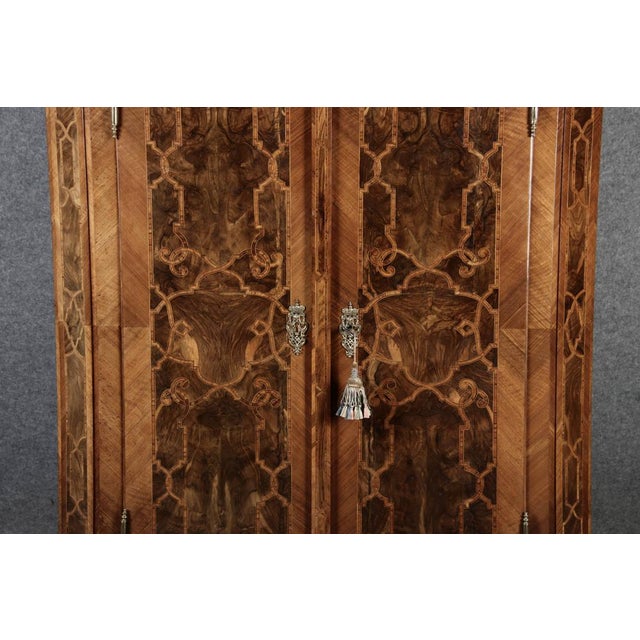 Small Antique Baroque Cabinet in Walnut, 1750 For Sale - Image 10 of 18