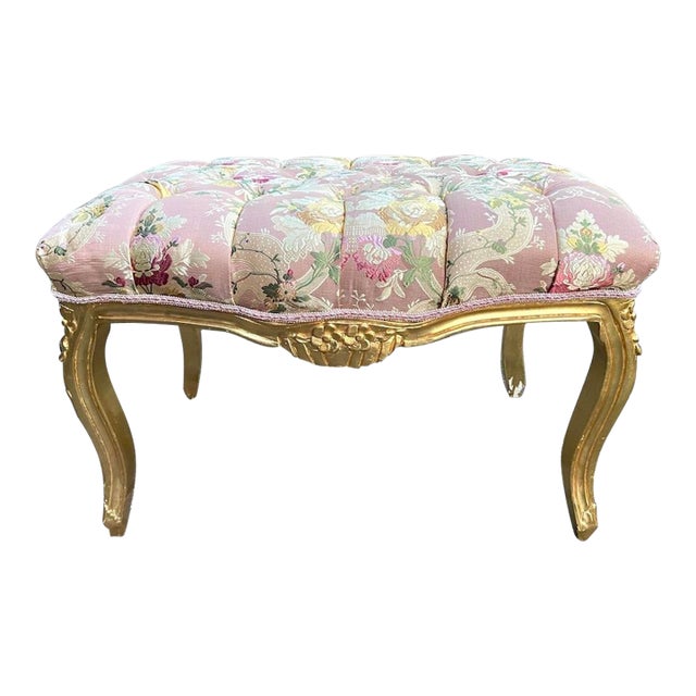 1990's French Louis XVI Gilt Ottoman Bench – Pink Tufted Damask Upholstered Seat For Sale
