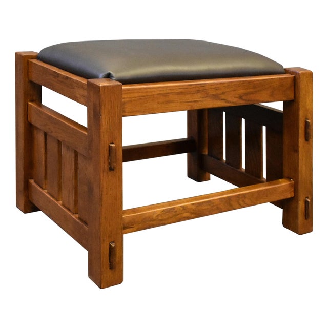 Mission Oak Footstool - Wide Spindles (2 Colors Available) For Sale