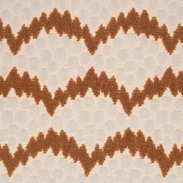 Schumacher SAMPLE - Schumacher x Neisha Crosland Pollen Cut Velvet Fabric In Ochre For Sale - Image 4 of 4