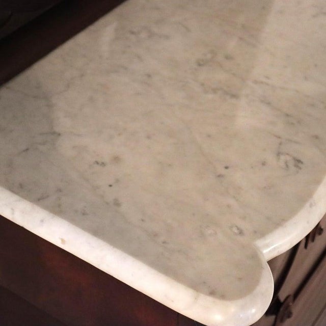 Antique Belter School Rococo Revival Carved Flame Mahogany Mirrored Dresser For Sale - Image 14 of 18