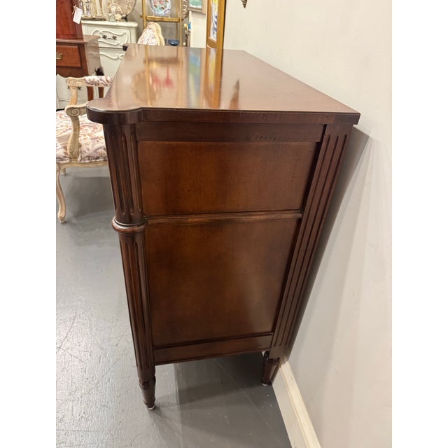 Late 20th Century CTH Sherill Occasional Louis XVI Style Entry Chest For Sale - Image 4 of 8