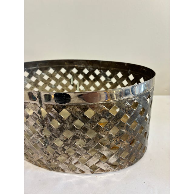 Vintage International Silver Pierced Silverplate Oval Basket For Sale - Image 9 of 10
